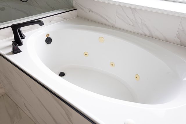 101 Edinburgh Court, Highland Village, TX 75077