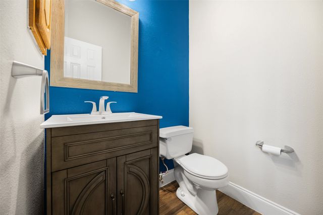 101 Edinburgh Court, Highland Village, TX 75077