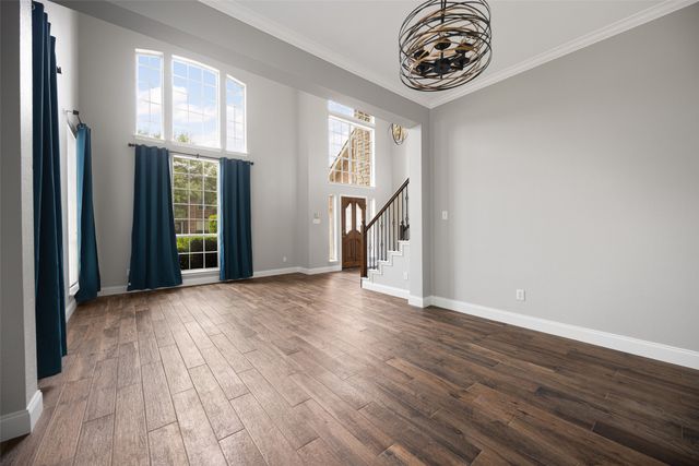 101 Edinburgh Court, Highland Village, TX 75077