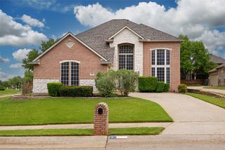 101 Edinburgh Court, Highland Village, TX 75077