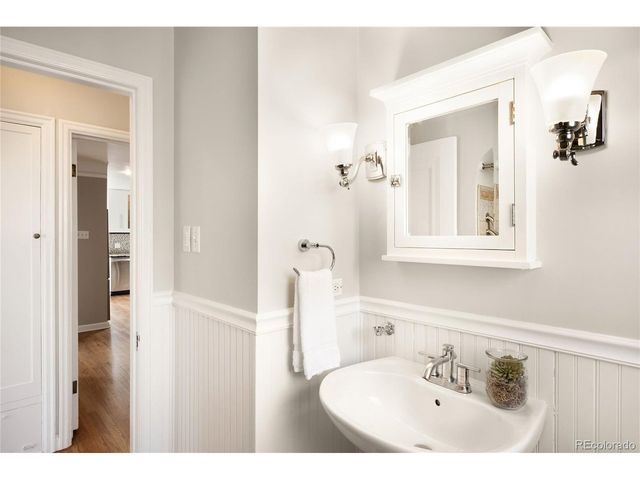 1717 Newport St, Denver, CO 80220