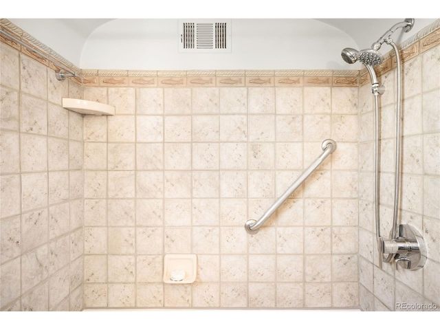 1717 Newport St, Denver, CO 80220