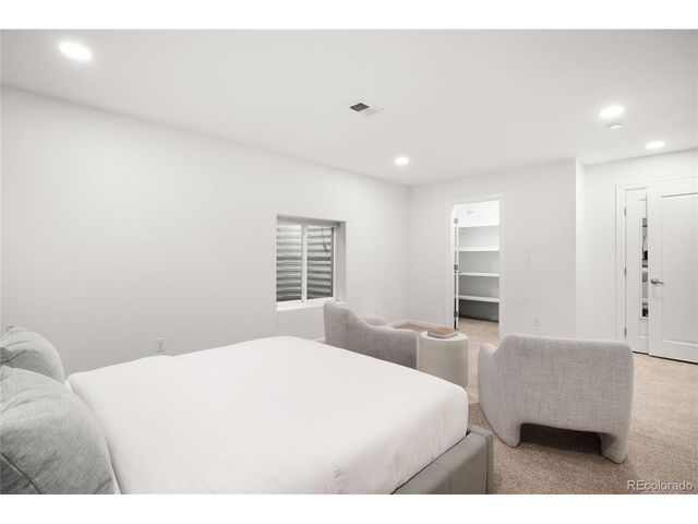 1717 Newport St, Denver, CO 80220