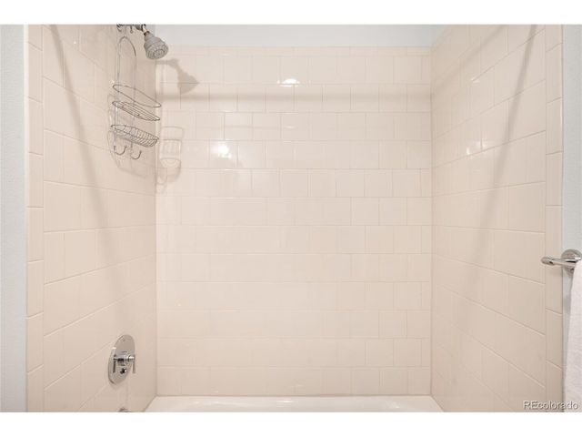 1717 Newport St, Denver, CO 80220