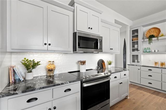 15301 W 173rd Terrace, Olathe, KS 66062