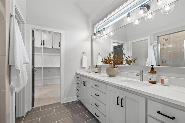 15301 W 173rd Terrace, Olathe, KS 66062