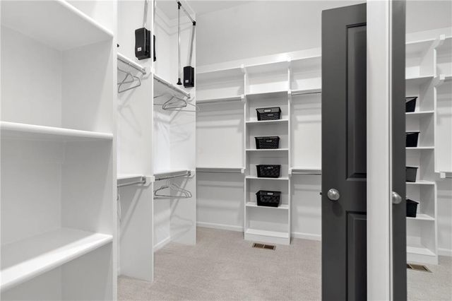 15301 W 173rd Terrace, Olathe, KS 66062