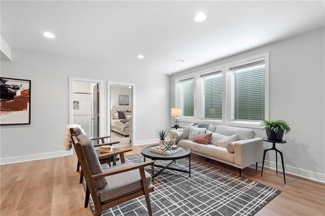 15301 W 173rd Terrace, Olathe, KS 66062