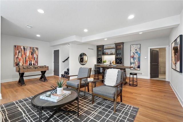 15301 W 173rd Terrace, Olathe, KS 66062