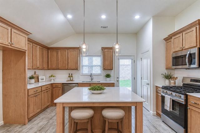 2820 S Bowling Drive, Stillwater, OK 74074