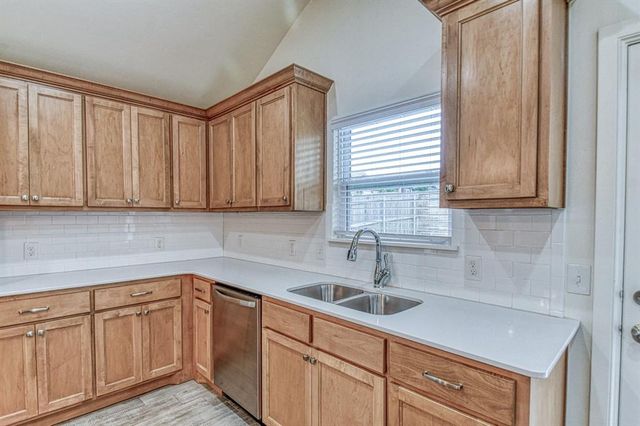 2820 S Bowling Drive, Stillwater, OK 74074