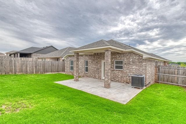 2820 S Bowling Drive, Stillwater, OK 74074