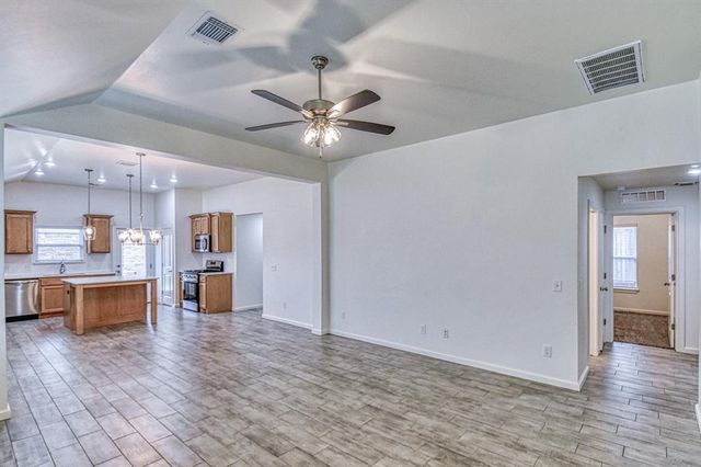 2820 S Bowling Drive, Stillwater, OK 74074