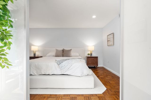 130 Mount Auburn St 406, Cambridge, MA 02138