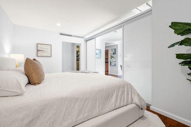 130 Mount Auburn St 406, Cambridge, MA 02138