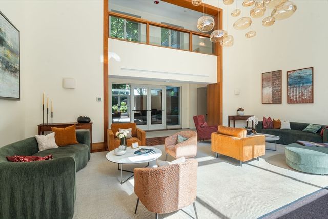 130 Mount Auburn St 406, Cambridge, MA 02138