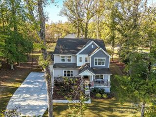 14002 Autumn Glory Drive, Mint Hill, NC 28227