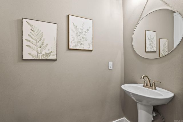 514 Center Street, Conway, AR 72034