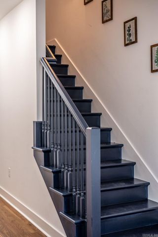 514 Center Street, Conway, AR 72034