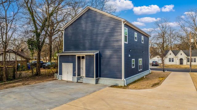 514 Center Street, Conway, AR 72034