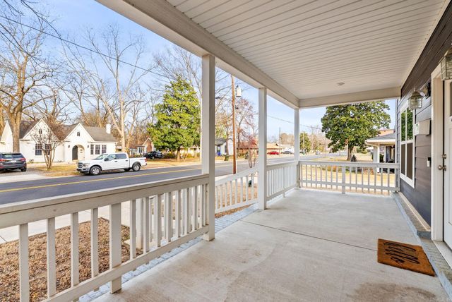 514 Center Street, Conway, AR 72034