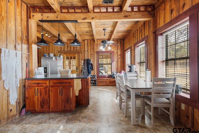 1831 FM 177-E, Jacksonville, TX 75766