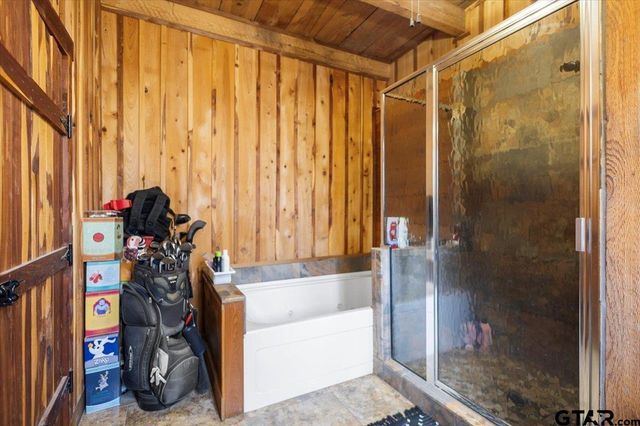 1831 FM 177-E, Jacksonville, TX 75766