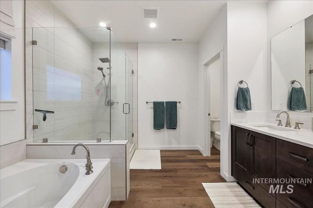 14588 Cooper Sunrise Dr, Caldwell, ID 83607