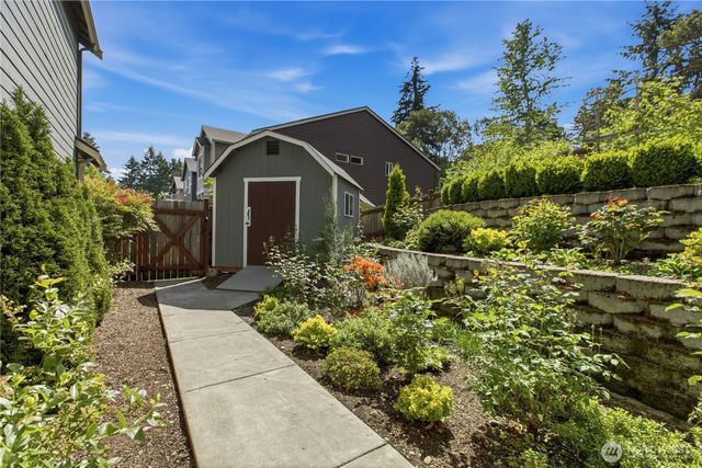 2106 E 45th Court, Tacoma, WA 98404