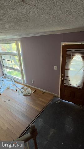 2215 14TH ST NE, Washington, DC 20018