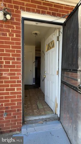 2215 14TH ST NE, Washington, DC 20018
