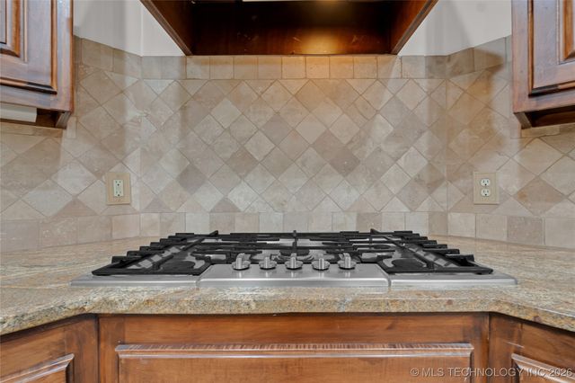 11175 S 73rd East Avenue, Bixby, OK 74008