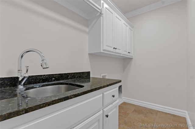 11175 S 73rd East Avenue, Bixby, OK 74008