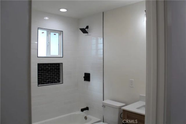 2371 Stearnlee, Long Beach, CA 90815