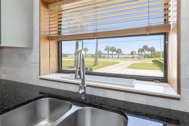 504 RIVERSIDE DRIVE, Holly Hill, FL 32117
