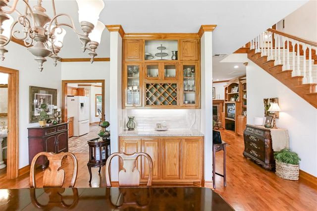 6173 Oakleaf Lane, Lake Charles, LA 70605