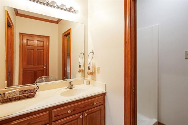 6173 Oakleaf Lane, Lake Charles, LA 70605