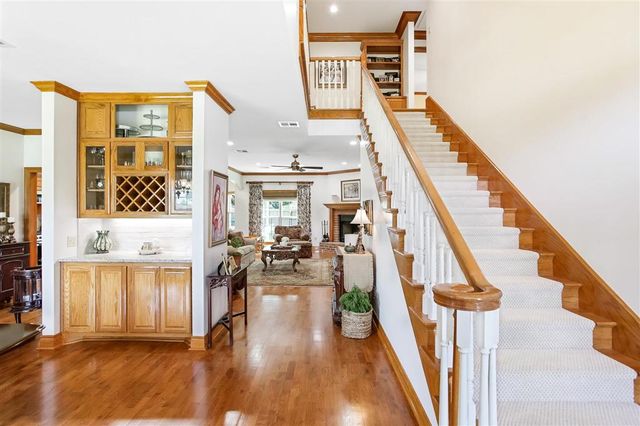 6173 Oakleaf Lane, Lake Charles, LA 70605