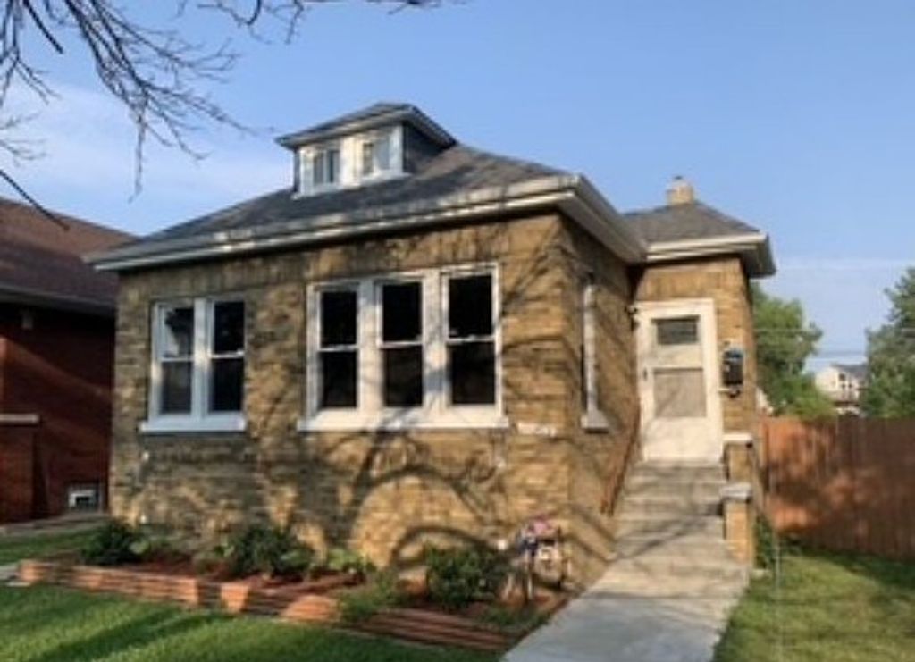 11815 S Hale Avenue, Chicago, IL 60643