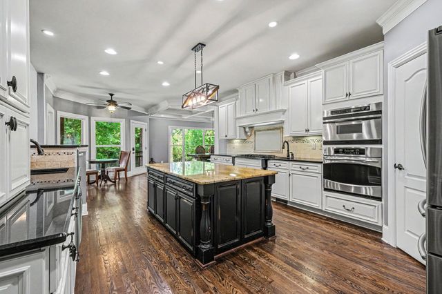 3005 Trawler Ct, Spring Hill, TN 37174