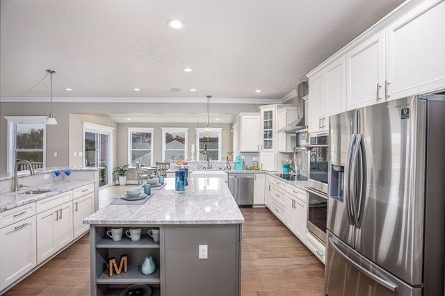 411 Pemberley Court, Peters Twp, PA 15367