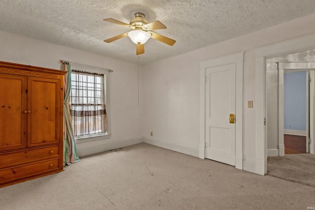 917 W SYCAMORE Street, Kokomo, IN 46901