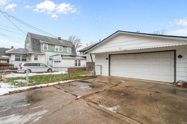 917 W SYCAMORE Street, Kokomo, IN 46901