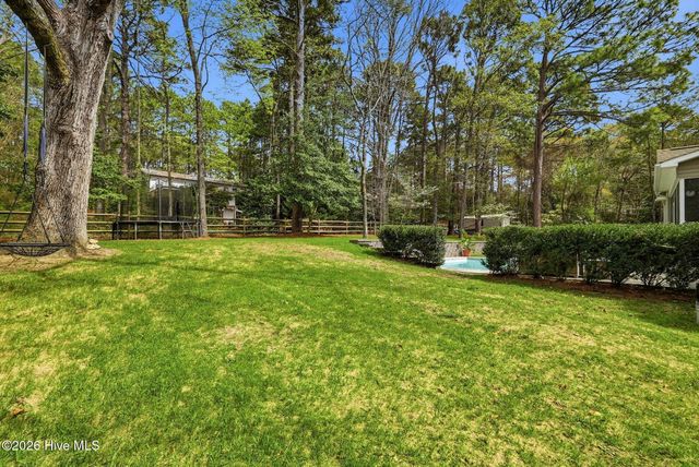 205 Selkirk Trail, Southern Pines, NC 28387