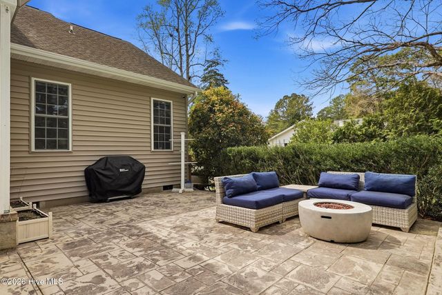 205 Selkirk Trail, Southern Pines, NC 28387