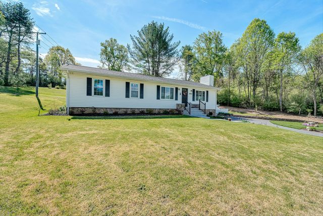 3994 Springwood RD, Fincastle, VA 24090