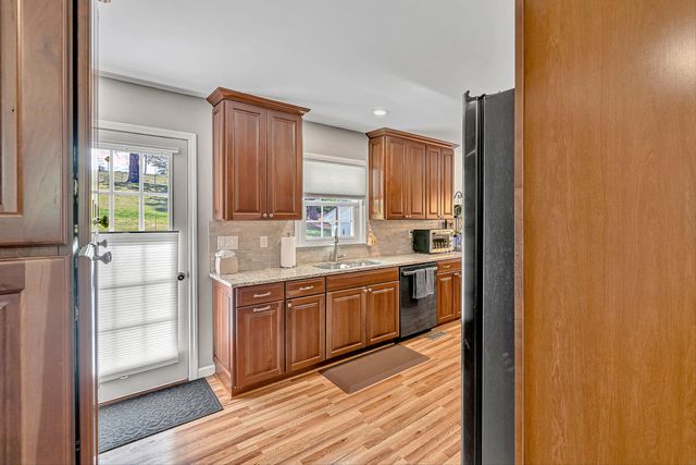 3994 Springwood RD, Fincastle, VA 24090
