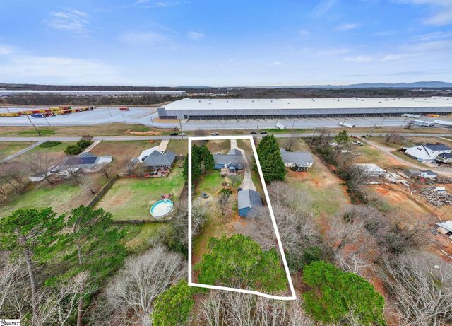 687 Robinson Road, Greer, SC 29651