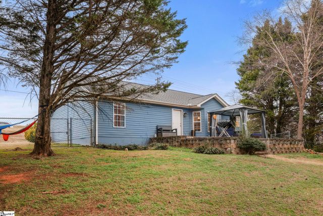 687 Robinson Road, Greer, SC 29651