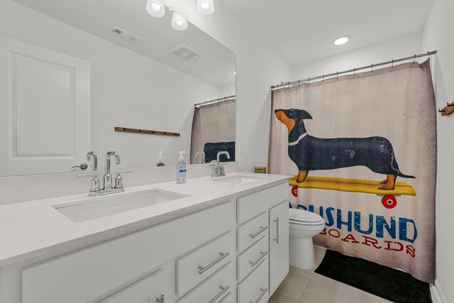 301 Brook Ave, White House, TN 37188